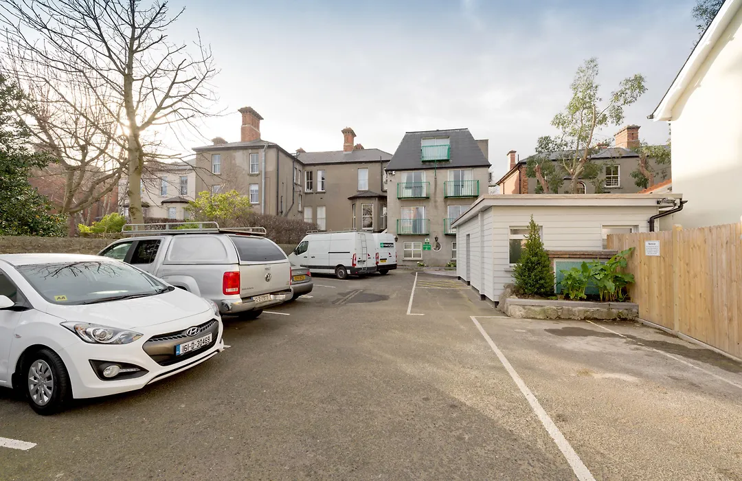 Roxford Lodge Hotel-1